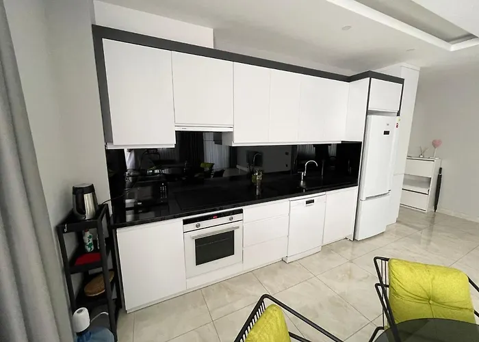 SA Apartments! Near Cleopatra Beach *