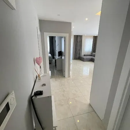 Sa Apartments! Near Cleopatra شقة