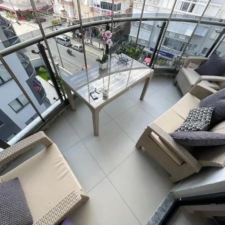 Sa Apartments! Near Cleopatra * ألانيا